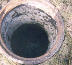 Manhole-Swamp-1