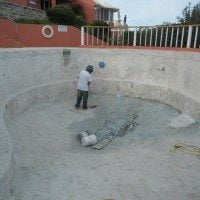 Cleaning - repair swimming pool
